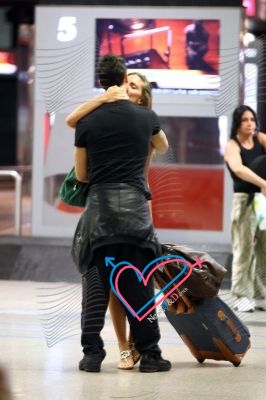 alessandro pess e nina senicar bacio alessandro pess e nina senicar bacio