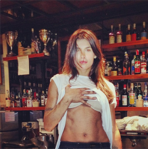 elisabetta canalis basta lampade